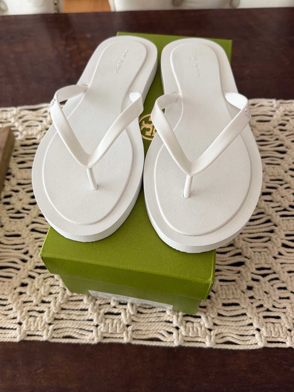 Tory Burch Kira Padded Flip Flips In Optic White - Size 9 - New In Box